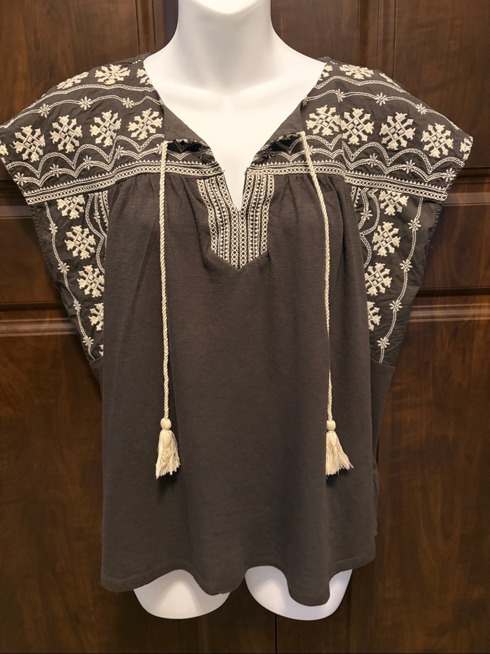 Lucky Brand Embroidered Pullover Top Blouse